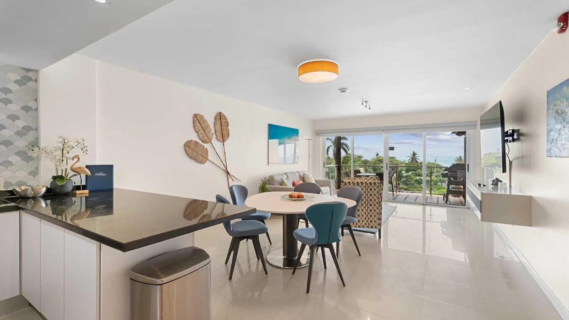 פאלם ביץ' Beachfront ארובה